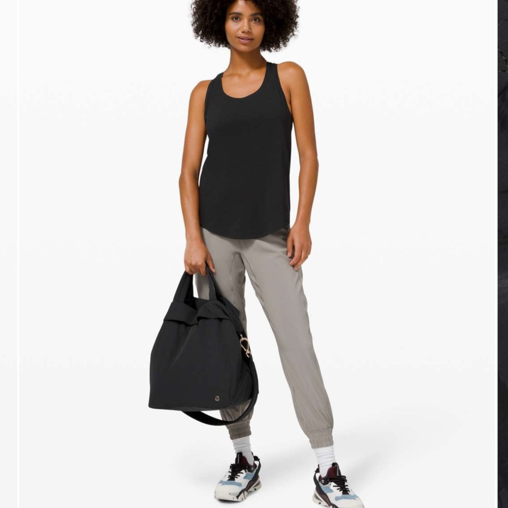 Lululemon On My Level Bag *19L Black - Picture 4 of 11